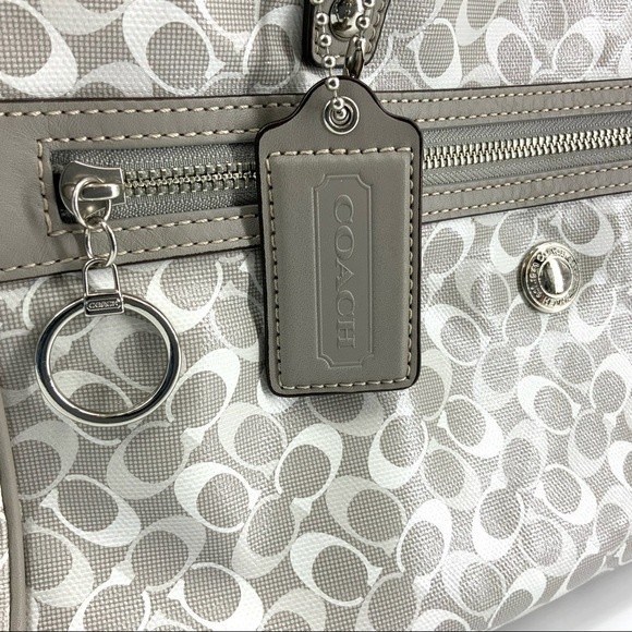 Coach Gray and White Shoulder Bag - Picture 6 of 16